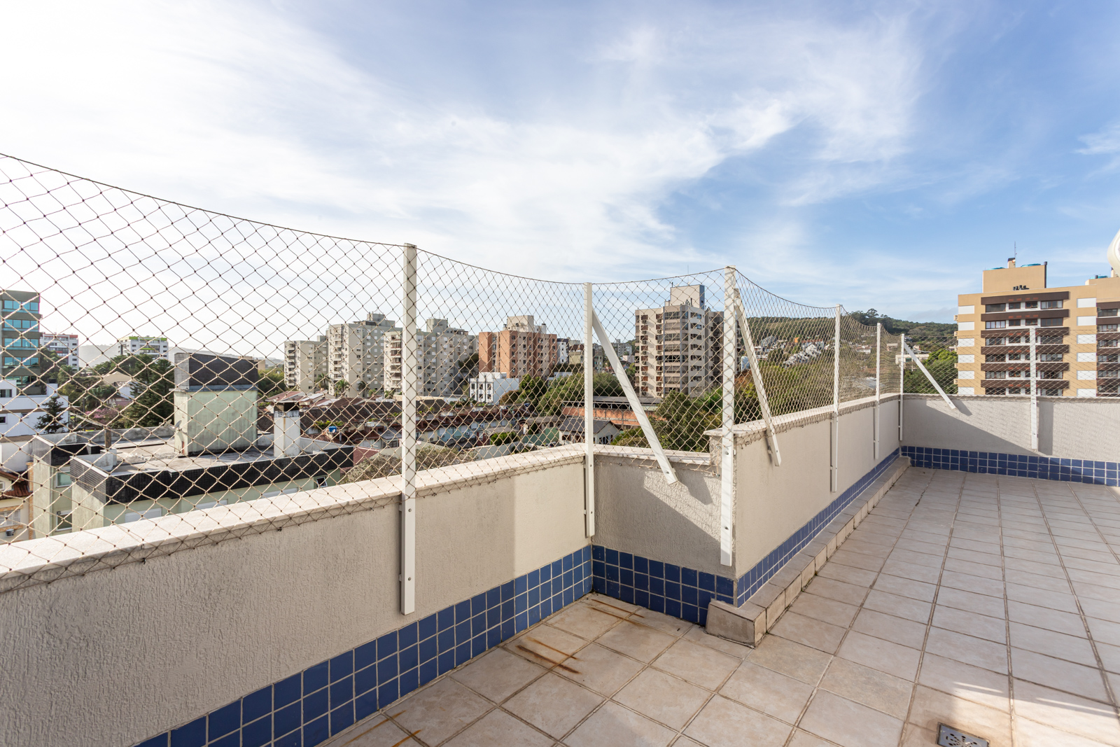 Apartamento à venda com 1m², 3 quartos, 2 vagas no bairro Tristeza em Porto Alegre - Foto 15