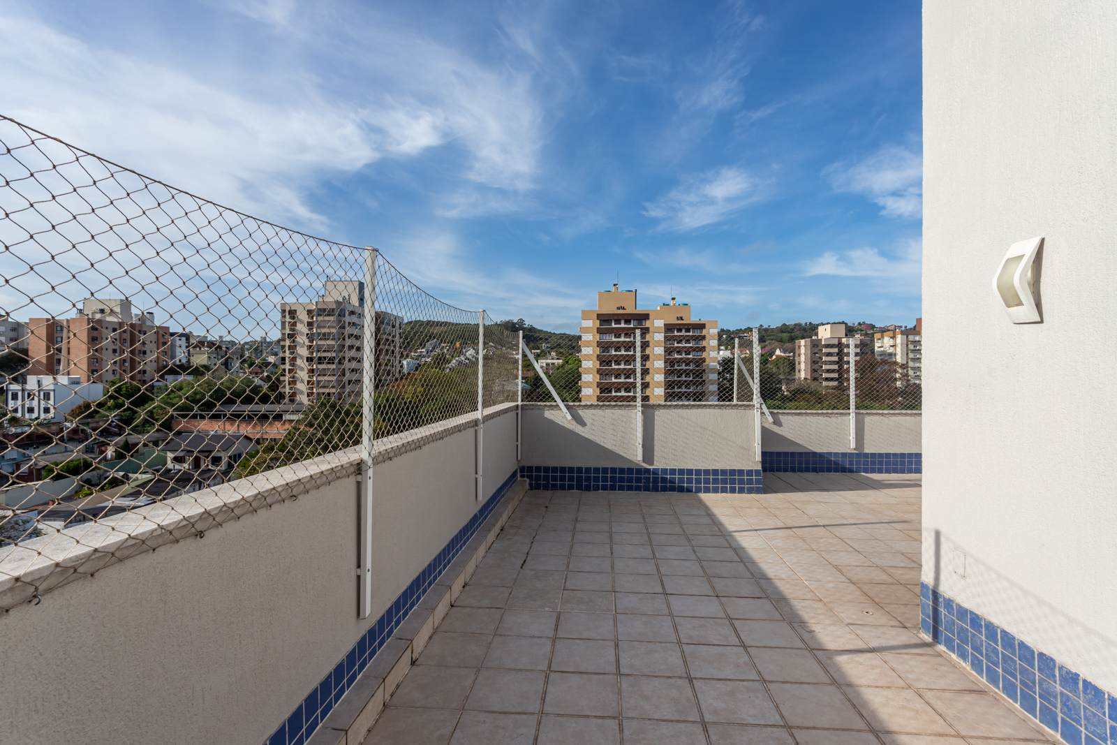 Apartamento à venda com 1m², 3 quartos, 2 vagas no bairro Tristeza em Porto Alegre - Foto 16