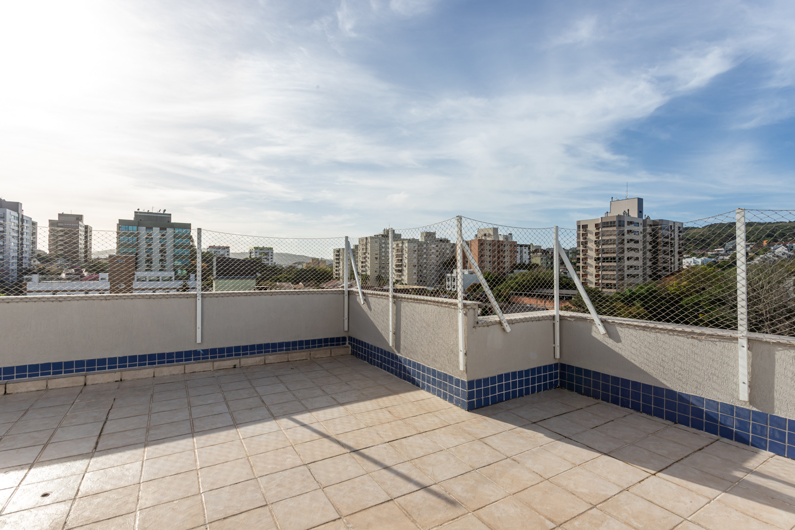 Apartamento à venda com 1m², 3 quartos, 2 vagas no bairro Tristeza em Porto Alegre - Foto 18