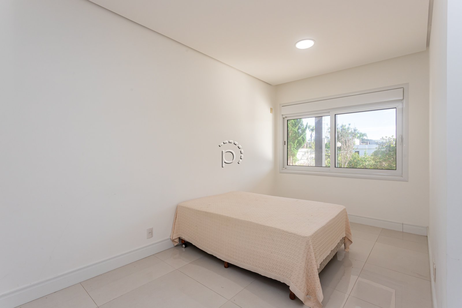 Casa em Condomínio à venda com 570m², 5 quartos, 5 suítes, 4 vagas no bairro Terra Ville em Porto Alegre - Foto 16