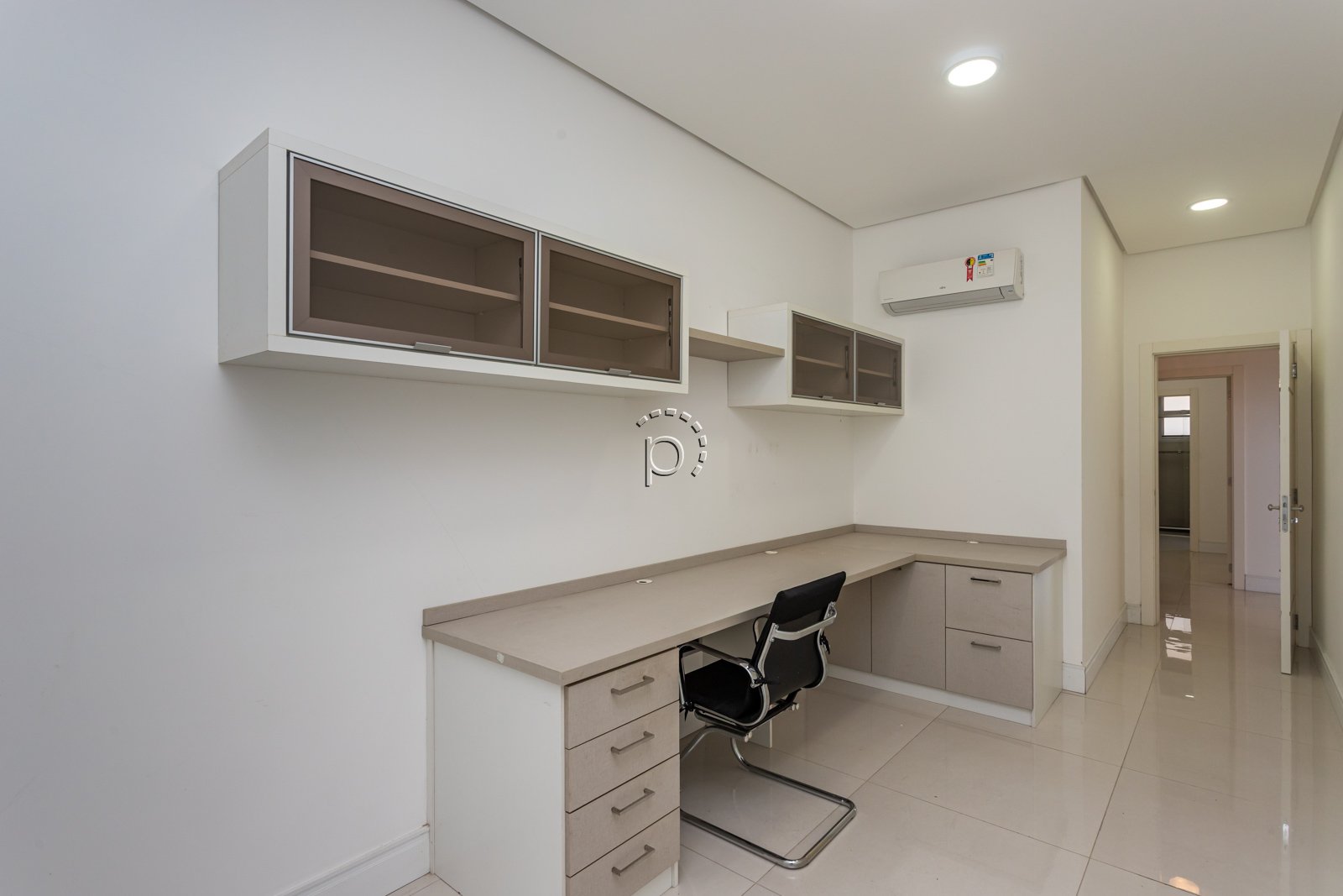 Casa em Condomínio à venda com 570m², 5 quartos, 5 suítes, 4 vagas no bairro Terra Ville em Porto Alegre - Foto 21