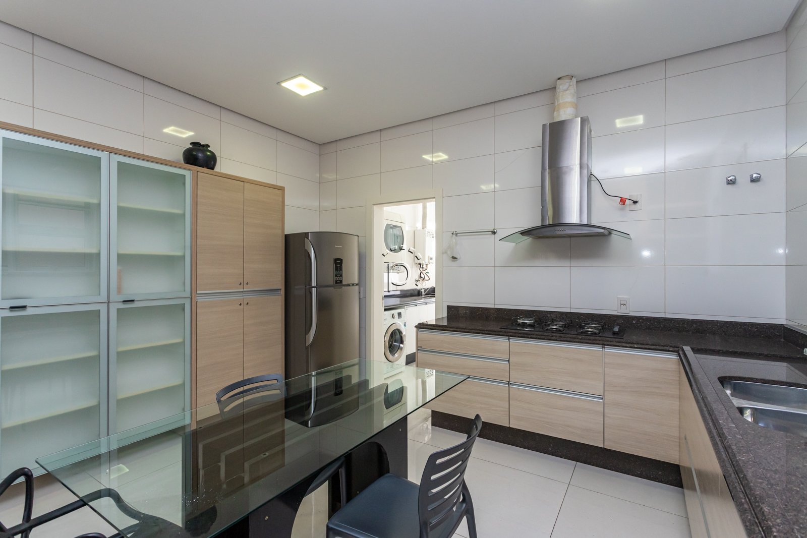 Casa em Condomínio à venda com 570m², 5 quartos, 5 suítes, 4 vagas no bairro Terra Ville em Porto Alegre - Foto 10