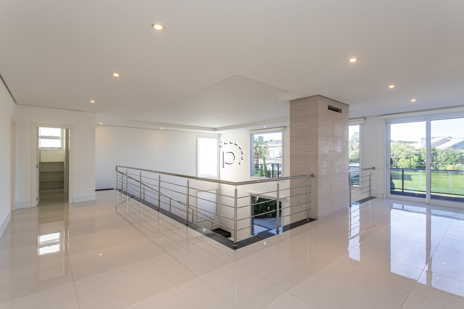 Casa em Condomínio à venda com 570m², 5 quartos, 5 suítes, 4 vagas no bairro Terra Ville em Porto Alegre - Foto 24