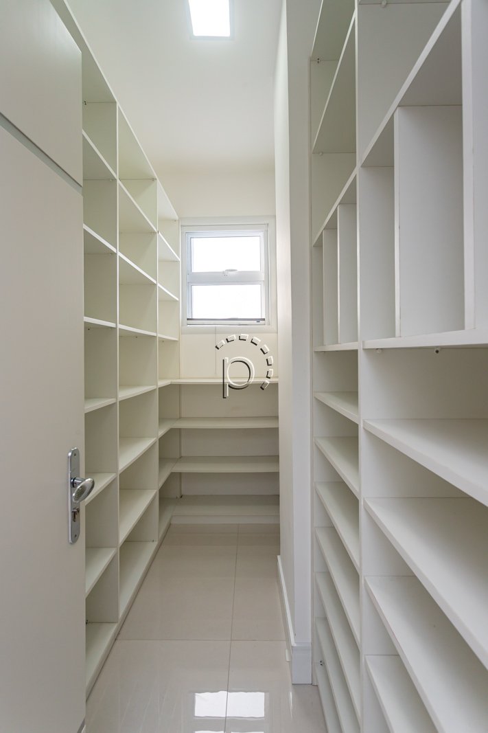 Casa em Condomínio à venda com 570m², 5 quartos, 5 suítes, 4 vagas no bairro Terra Ville em Porto Alegre - Foto 32