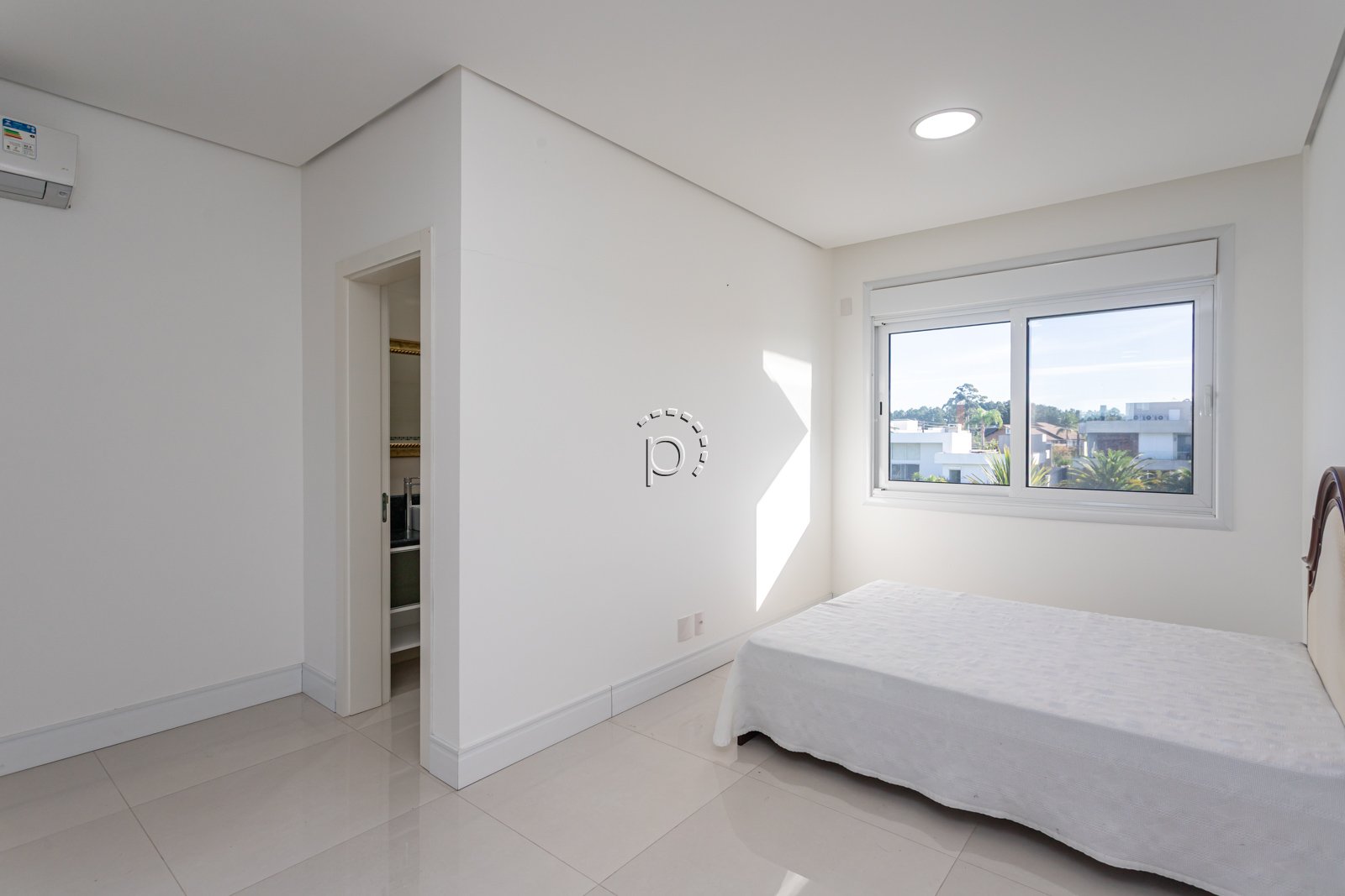 Casa em Condomínio à venda com 570m², 5 quartos, 5 suítes, 4 vagas no bairro Terra Ville em Porto Alegre - Foto 36