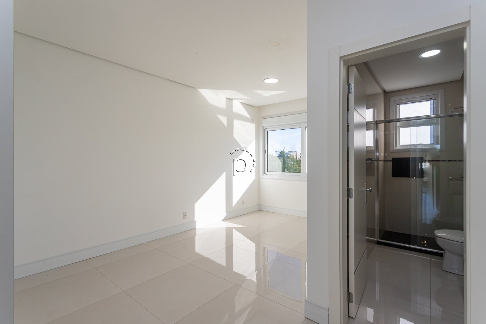 Casa em Condomínio à venda com 570m², 5 quartos, 5 suítes, 4 vagas no bairro Terra Ville em Porto Alegre - Foto 39
