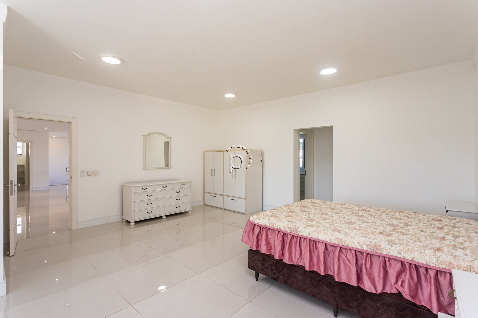 Casa em Condomínio à venda com 570m², 5 quartos, 5 suítes, 4 vagas no bairro Terra Ville em Porto Alegre - Foto 44