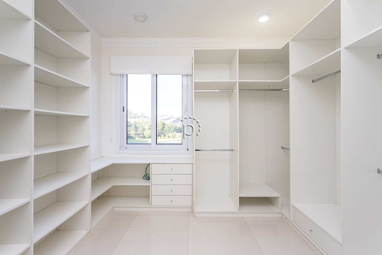 Casa em Condomínio à venda com 570m², 5 quartos, 5 suítes, 4 vagas no bairro Terra Ville em Porto Alegre - Foto 47