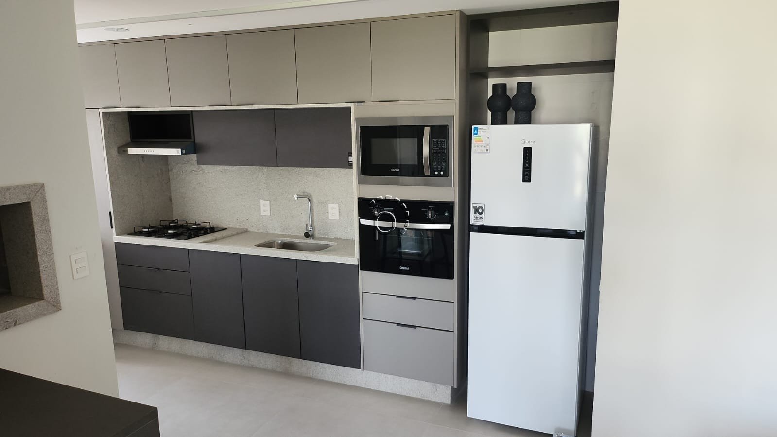 Apartamento à venda com 82m², 3 quartos, 1 suíte no bairro Tristeza em Porto Alegre - Foto 3