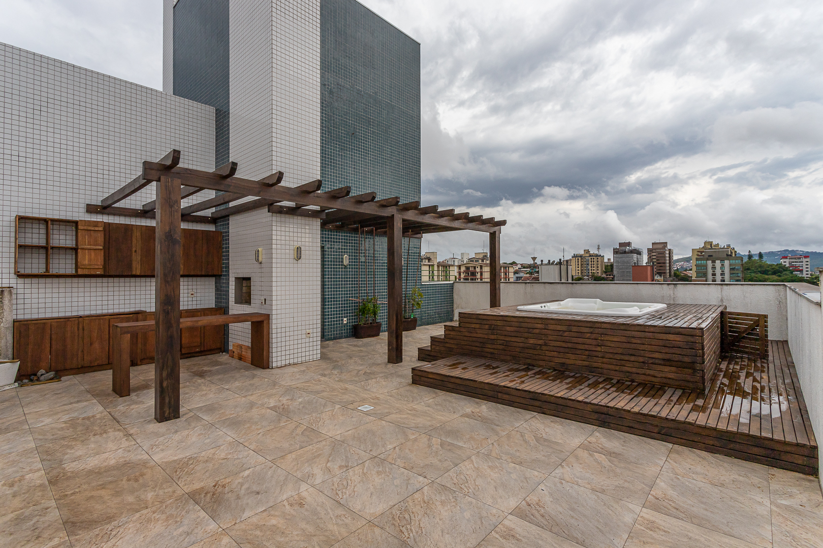 Apartamento para alugar com 101m², 3 quartos no bairro Tristeza em Porto Alegre - Foto 25