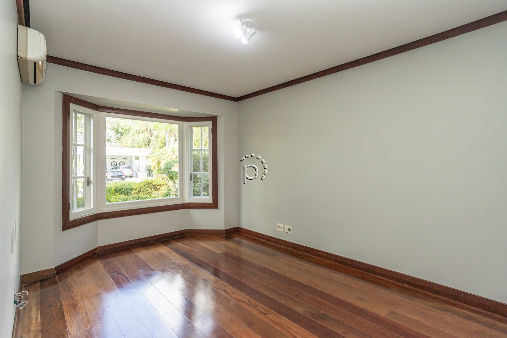 Casa em Condomínio para alugar com 491m², 5 quartos, 5 suítes, 4 vagas no bairro Terra Ville em Porto Alegre - Foto 20