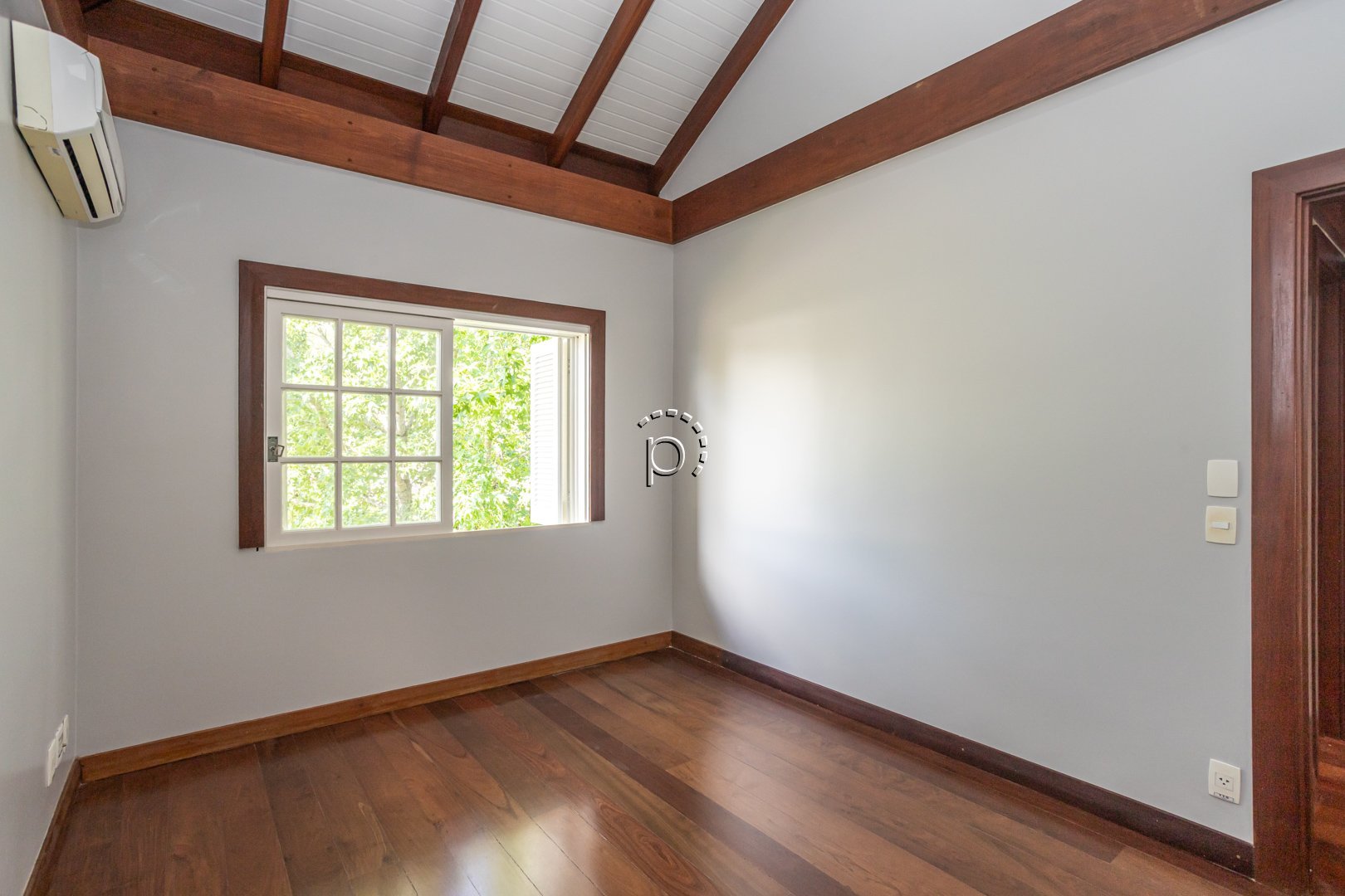 Casa em Condomínio para alugar com 491m², 5 quartos, 5 suítes, 4 vagas no bairro Terra Ville em Porto Alegre - Foto 31