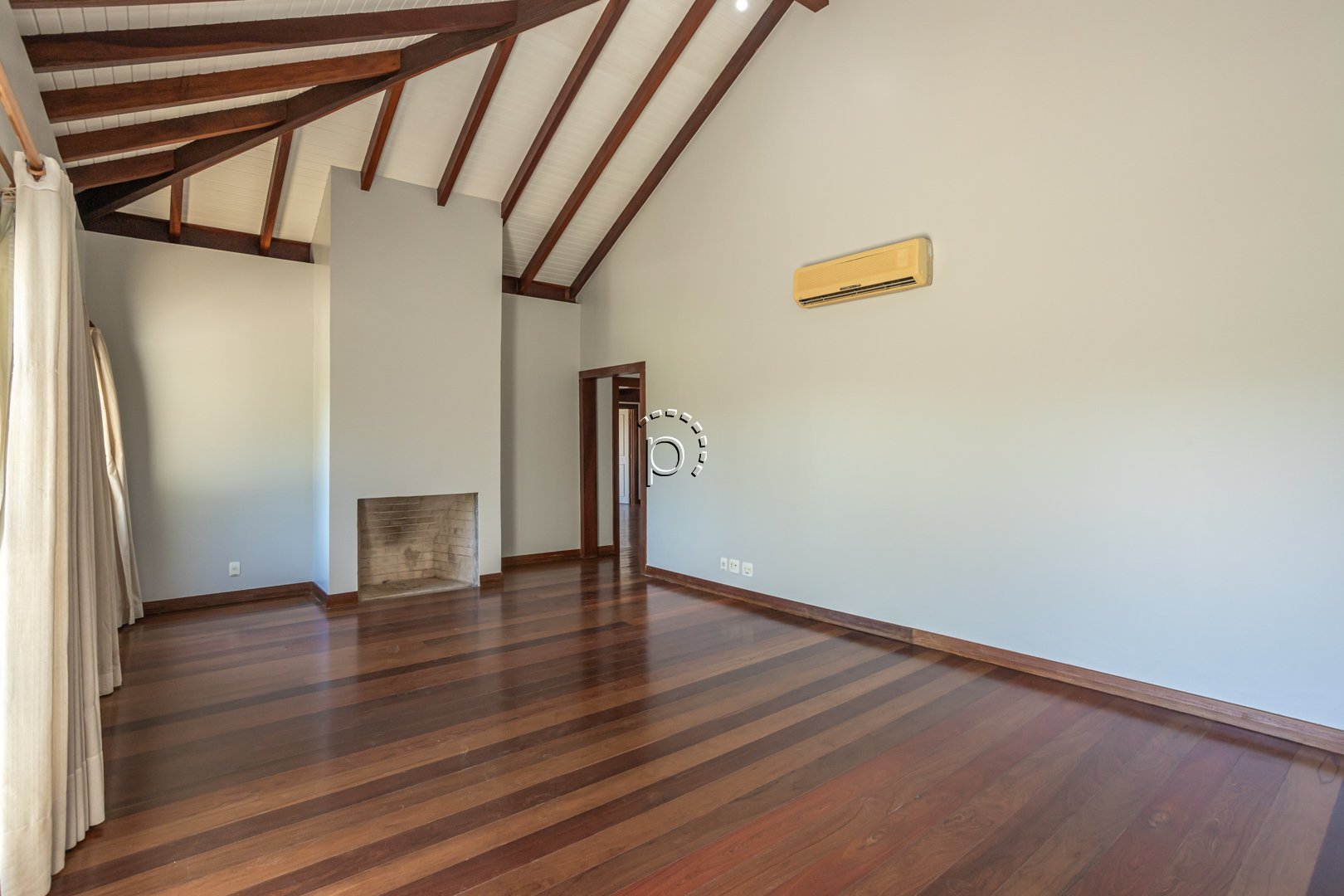 Casa em Condomínio para alugar com 491m², 5 quartos, 5 suítes, 4 vagas no bairro Terra Ville em Porto Alegre - Foto 40