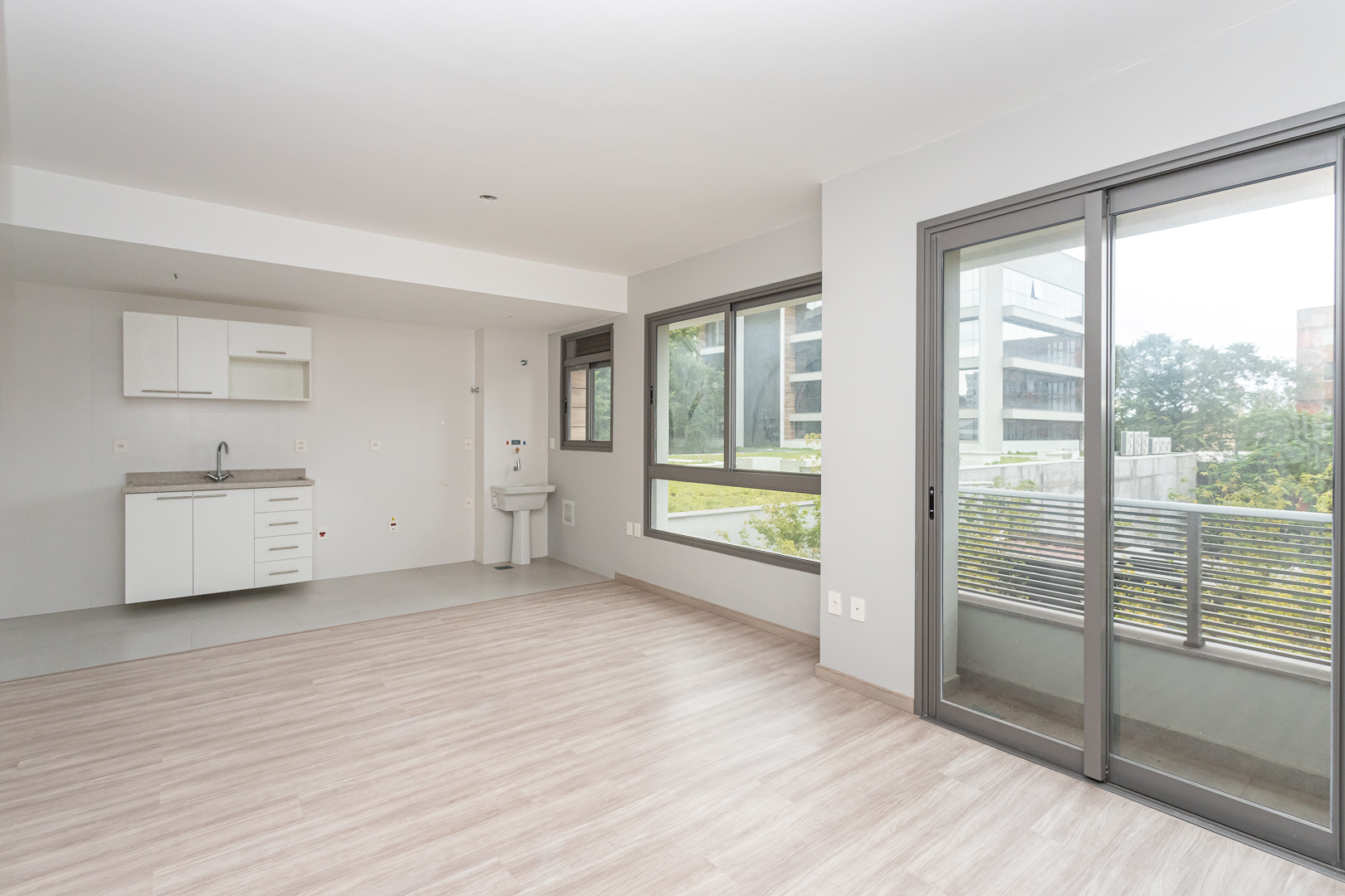 Apartamento para alugar com 40m², 1 quarto no bairro Tristeza em Porto Alegre - Foto 3