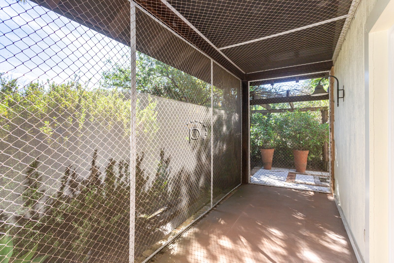 Casa em Condomínio para alugar com 441m², 4 quartos, 4 suítes, 6 vagas no bairro Terra Ville em Porto Alegre - Foto 87