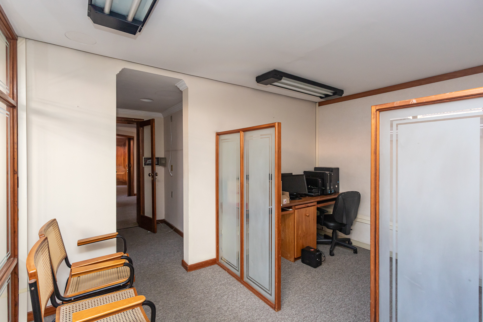 Sala à venda com 1m² no bairro Praia de Belas em Porto Alegre - Foto 7