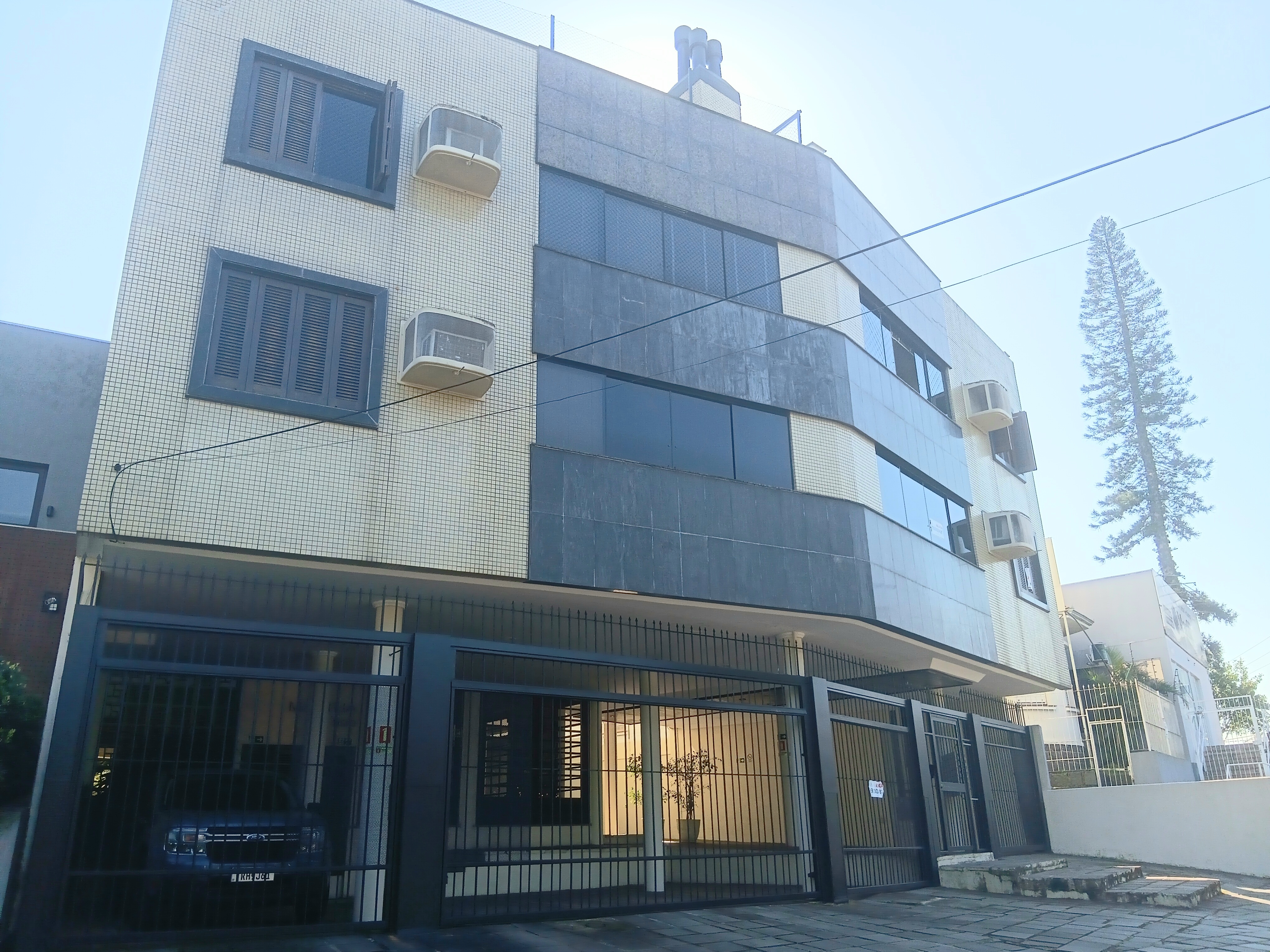 Apartamento à venda com 92m², 2 quartos, 1 suíte no bairro Vila Conceição em Porto Alegre - Foto 2
