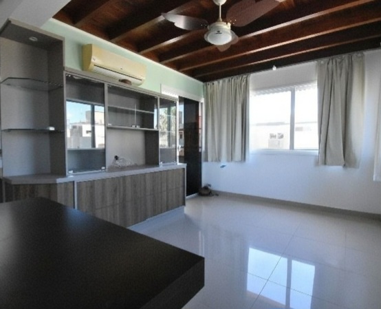 Apartamento à venda com 72m², 2 quartos, 1 vaga no bairro Menino Deus em Porto Alegre - Foto 2