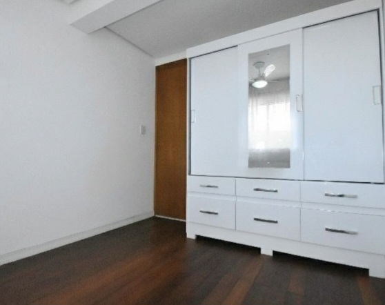 Apartamento à venda com 72m², 2 quartos, 1 vaga no bairro Menino Deus em Porto Alegre - Foto 8