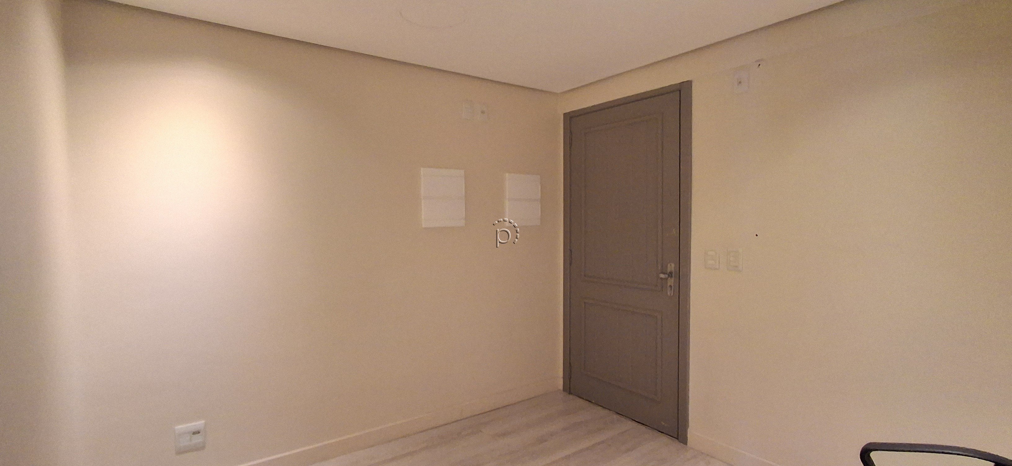 Sala à venda com 43m² no bairro Centro Historico em Porto Alegre - Foto 2