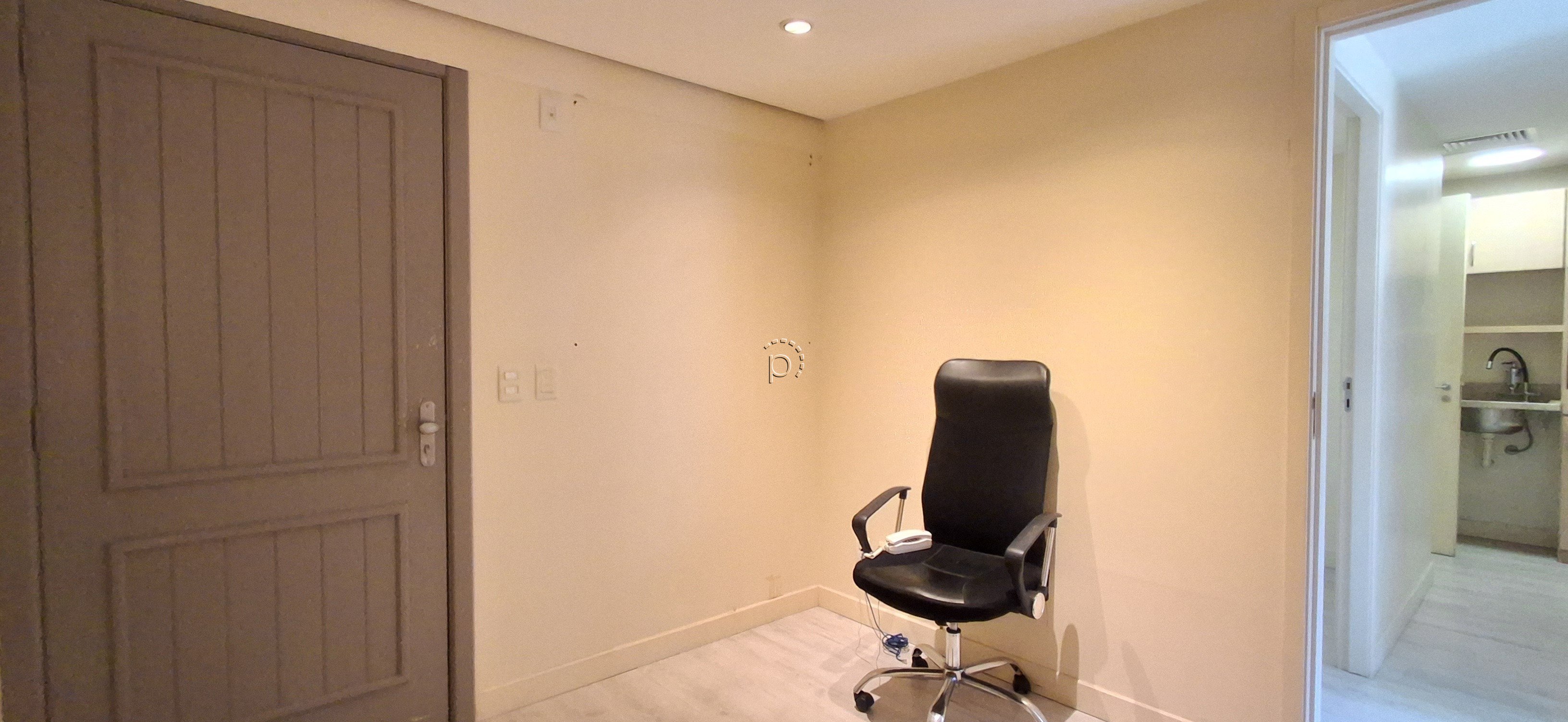 Sala à venda com 43m² no bairro Centro Historico em Porto Alegre - Foto 3