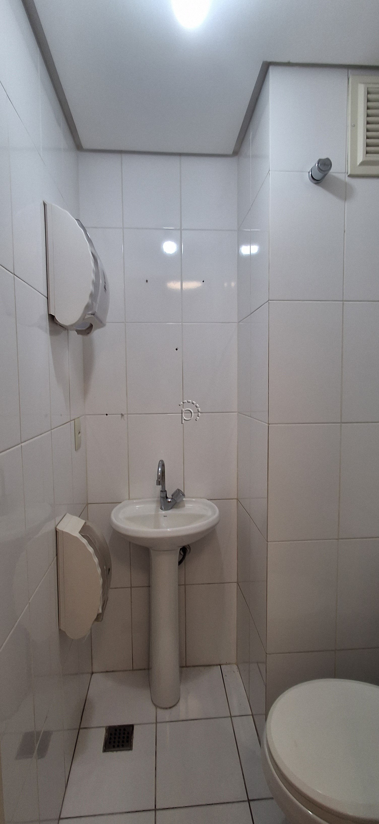 Sala à venda com 43m² no bairro Centro Historico em Porto Alegre - Foto 18