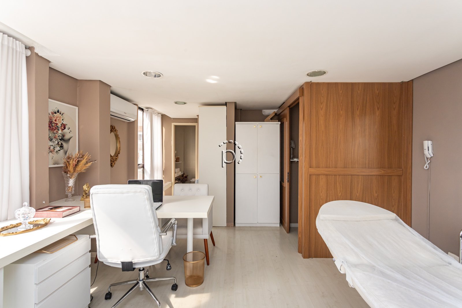 Sala à venda com 30m², 1 vaga no bairro Menino Deus em Porto Alegre - Foto 4