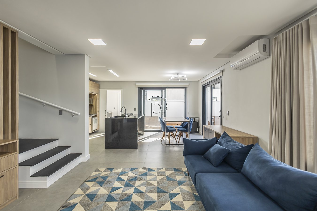 Casa em Condomínio à venda com 204m², 3 quartos, 3 suítes, 2 vagas no bairro Ipanema em Porto Alegre