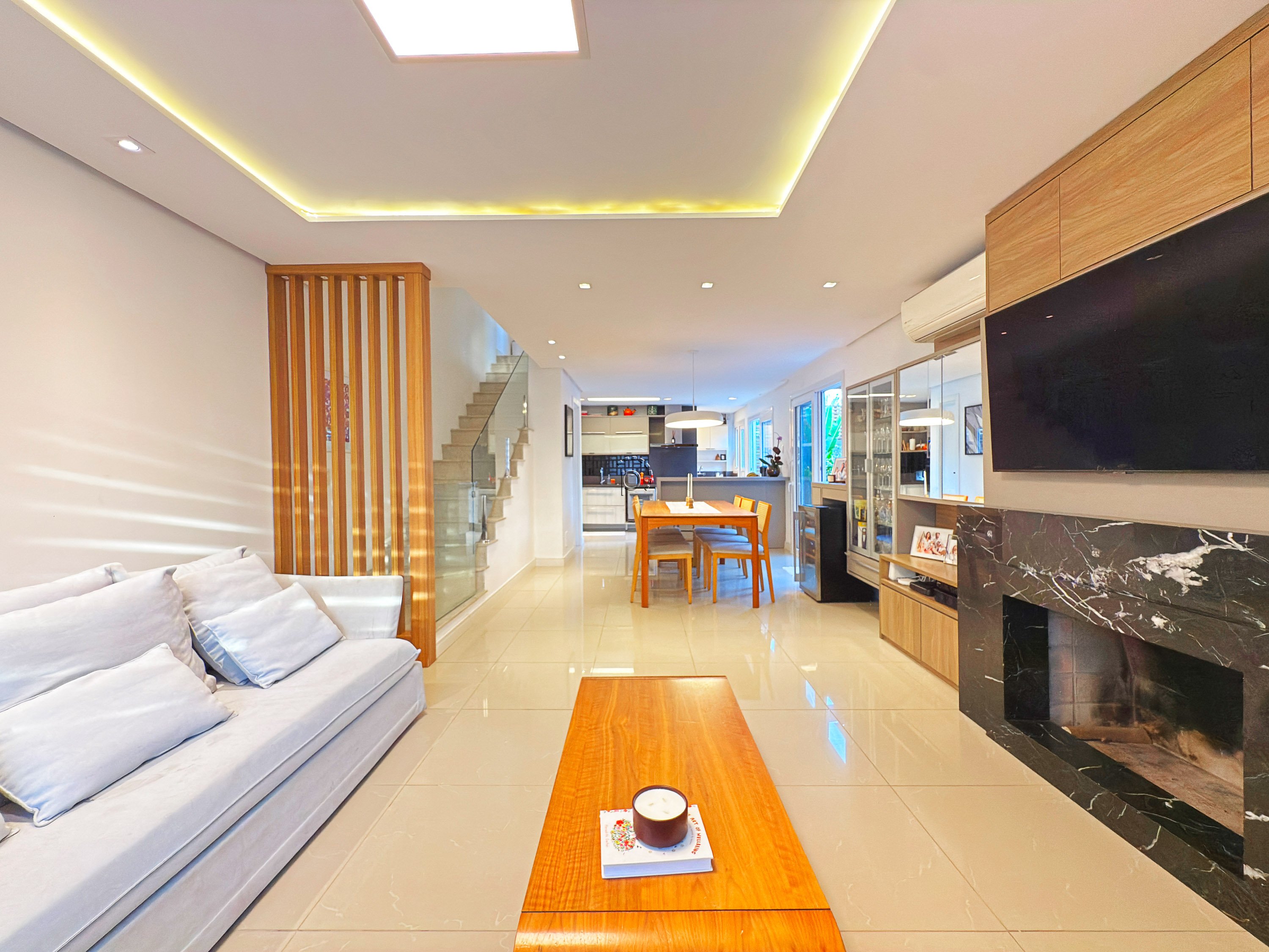 Casa à venda com 281m², 3 quartos, 1 suíte, 2 vagas no bairro Jardim Isabel em Porto Alegre