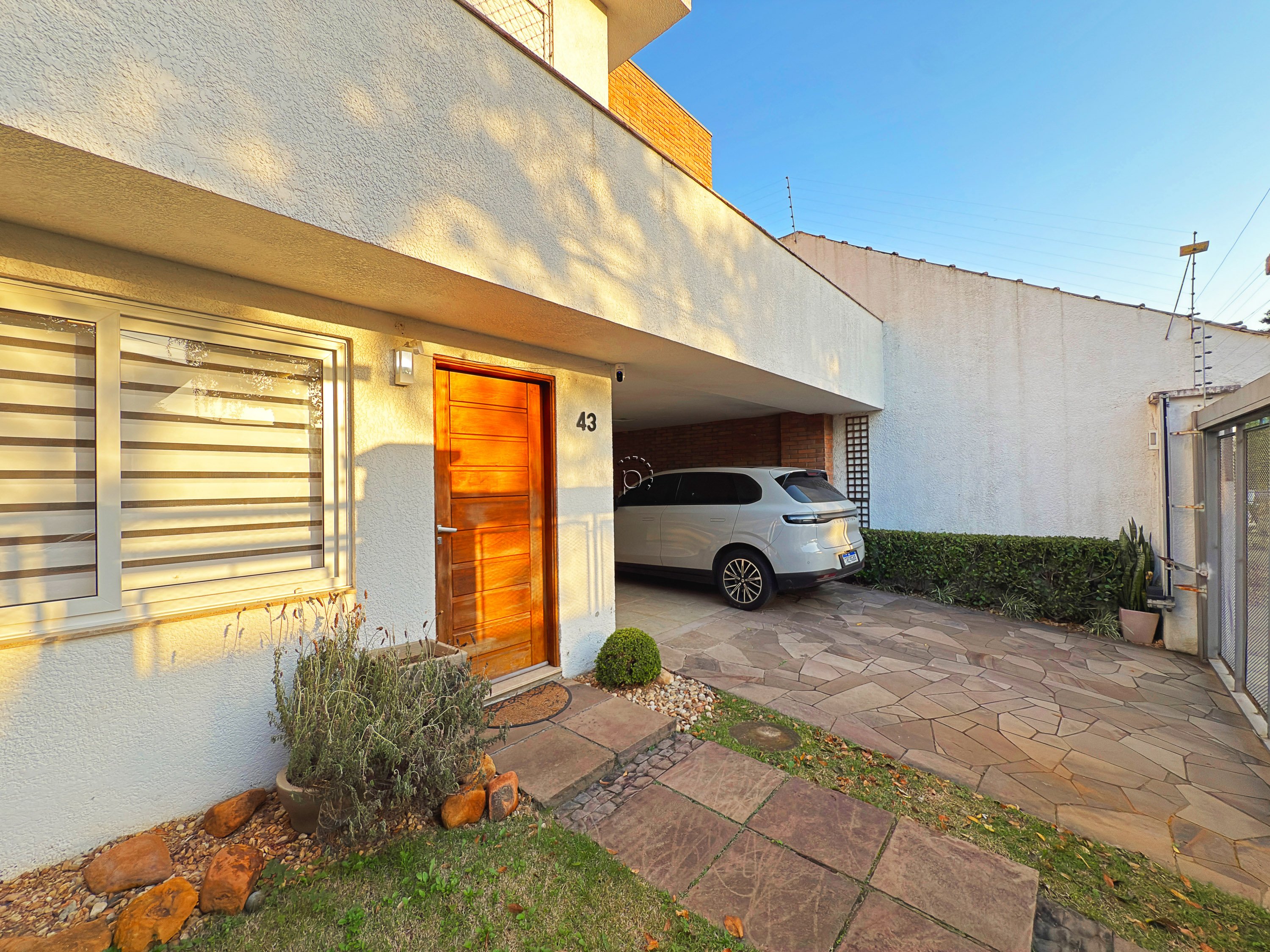 Casa à venda com 281m², 3 quartos, 1 suíte, 2 vagas no bairro Jardim Isabel em Porto Alegre - Foto 50