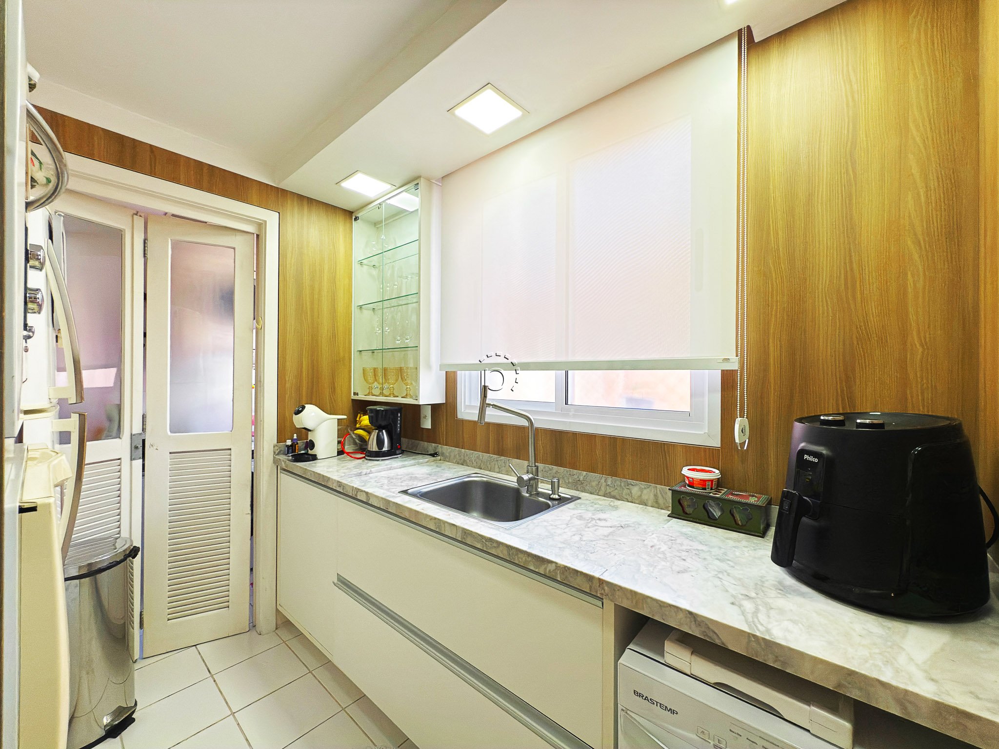 Apartamento à venda com 88m², 2 quartos, 2 suítes, 2 vagas no bairro Menino Deus em Porto Alegre - Foto 16