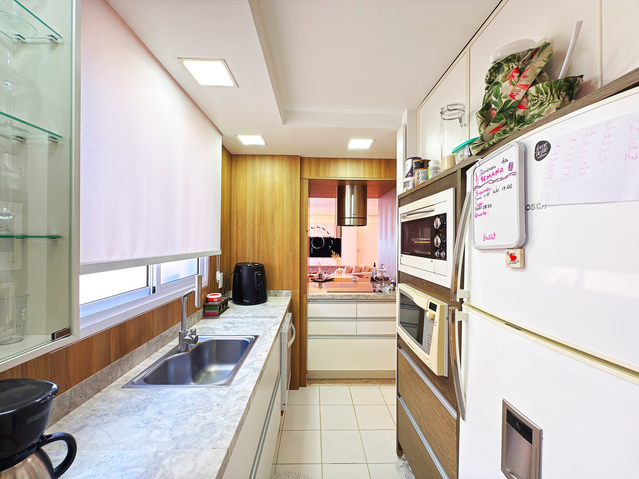 Apartamento à venda com 88m², 2 quartos, 2 suítes, 2 vagas no bairro Menino Deus em Porto Alegre - Foto 15