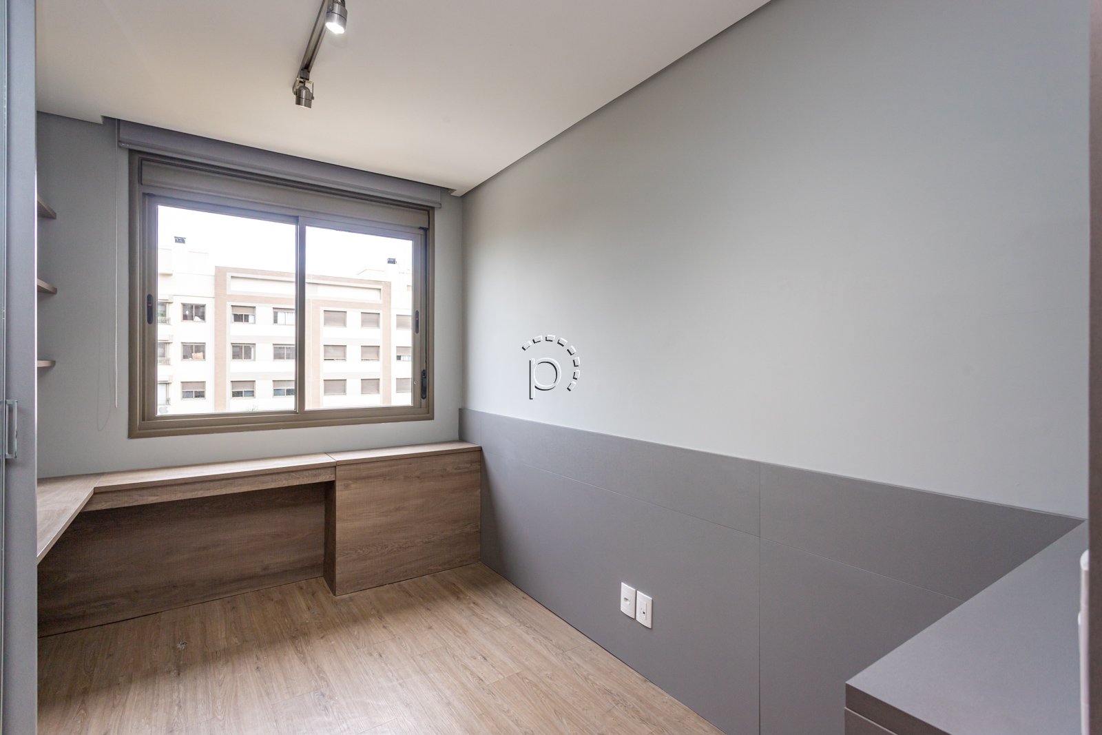 Apartamento à venda com 90m², 3 quartos, 1 suíte, 2 vagas no bairro Cavalhada em Porto Alegre - Foto 15