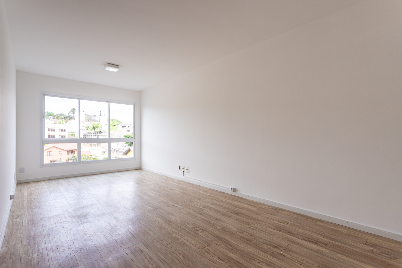 Apartamento para alugar com 92m², 3 quartos no bairro Tristeza em Porto Alegre - Foto 3
