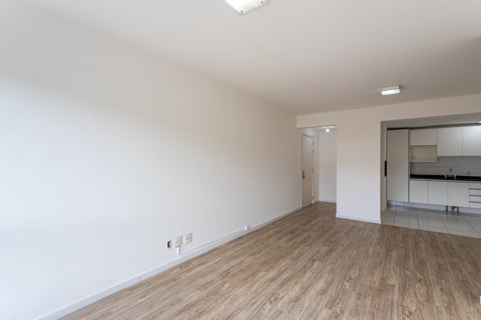 Apartamento para alugar com 92m², 3 quartos no bairro Tristeza em Porto Alegre - Foto 4