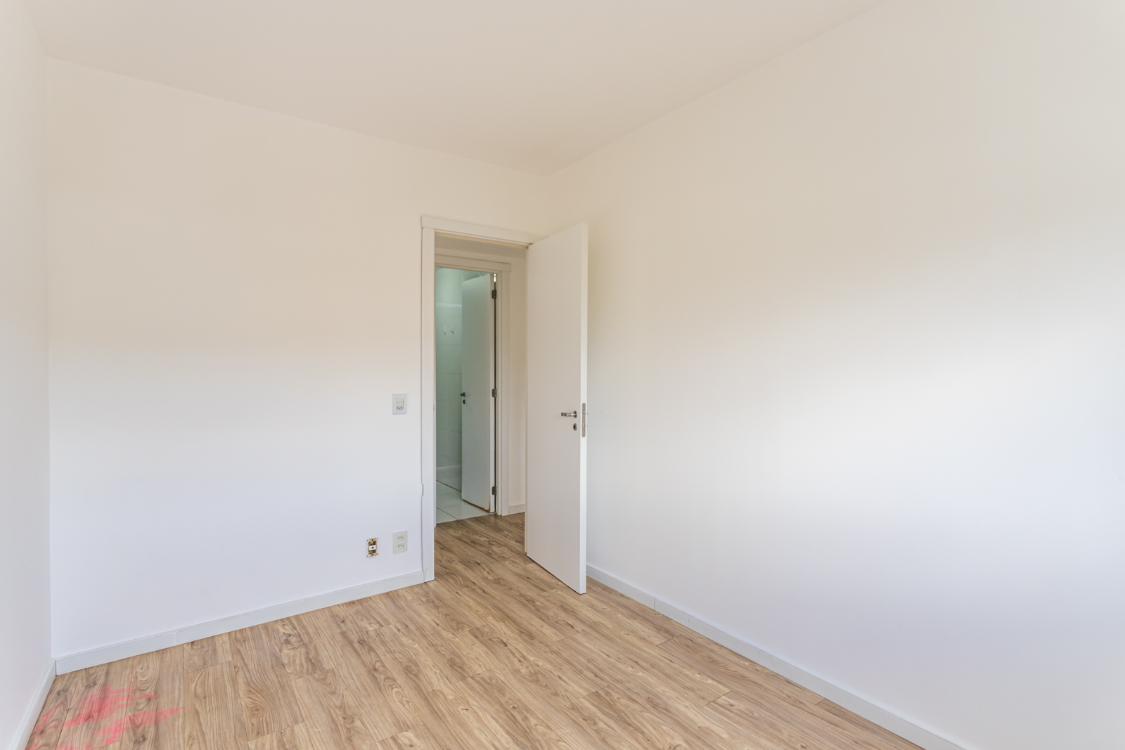 Apartamento para alugar com 92m², 3 quartos no bairro Tristeza em Porto Alegre - Foto 14