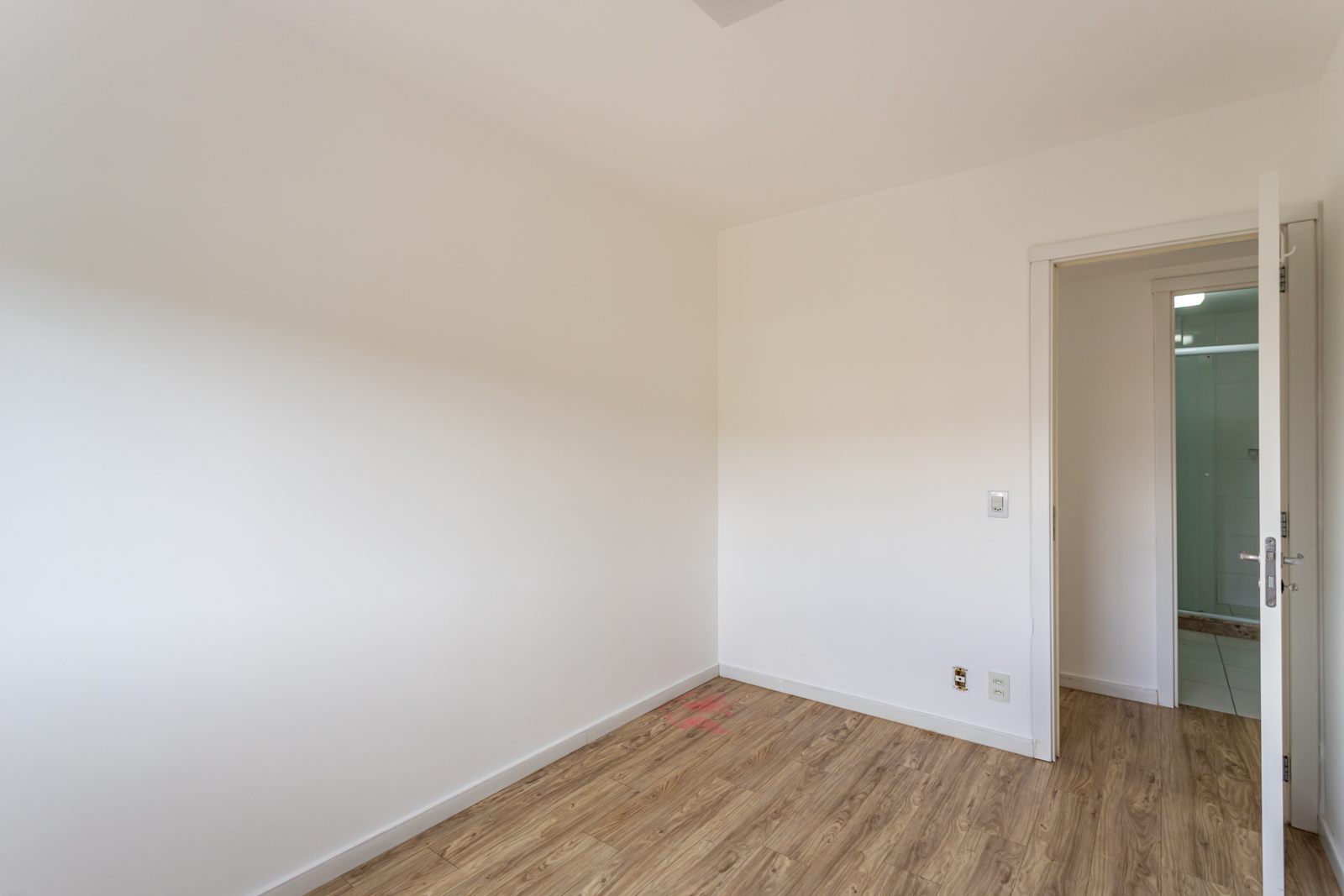Apartamento para alugar com 92m², 3 quartos no bairro Tristeza em Porto Alegre - Foto 15