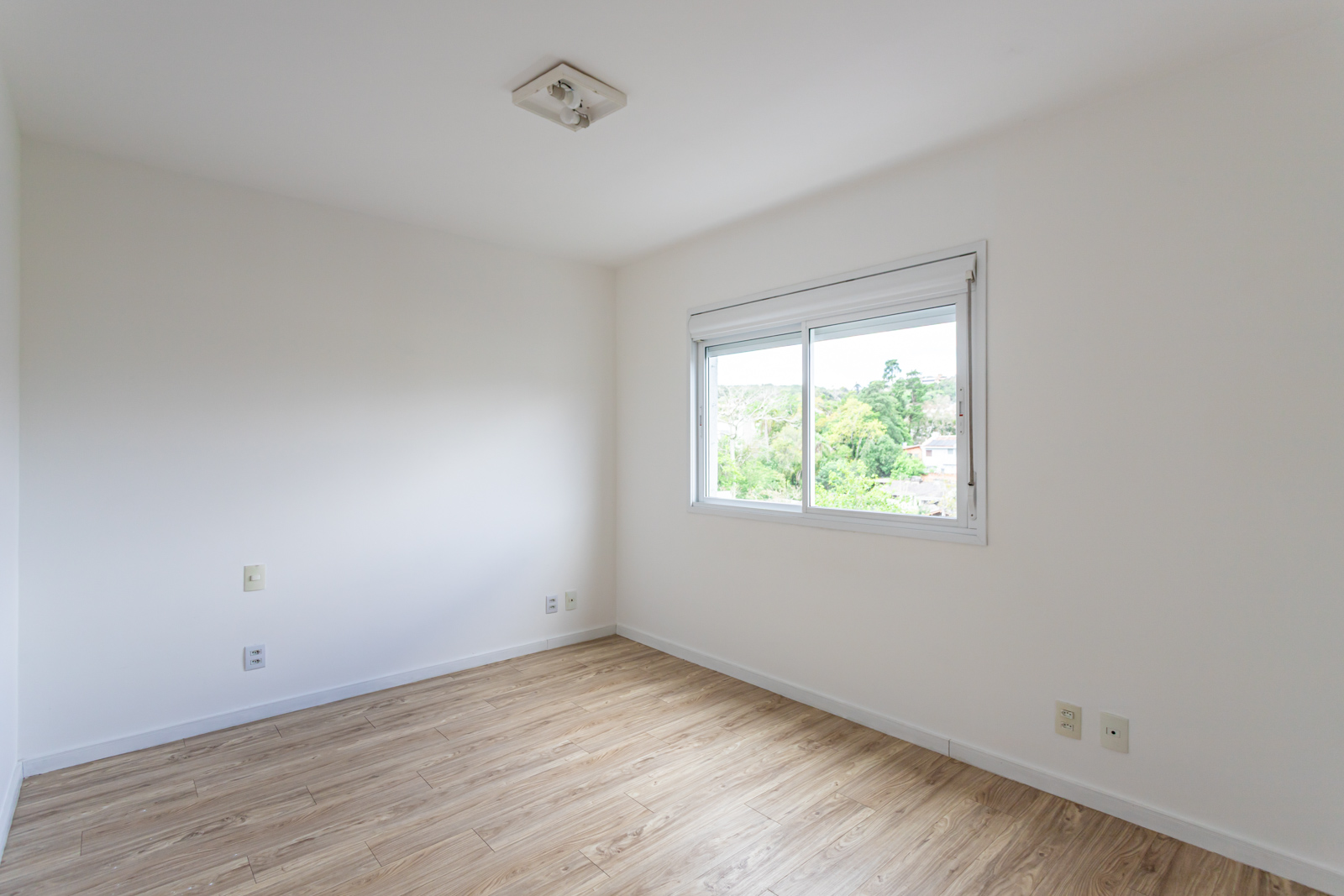 Apartamento para alugar com 92m², 3 quartos no bairro Tristeza em Porto Alegre - Foto 22