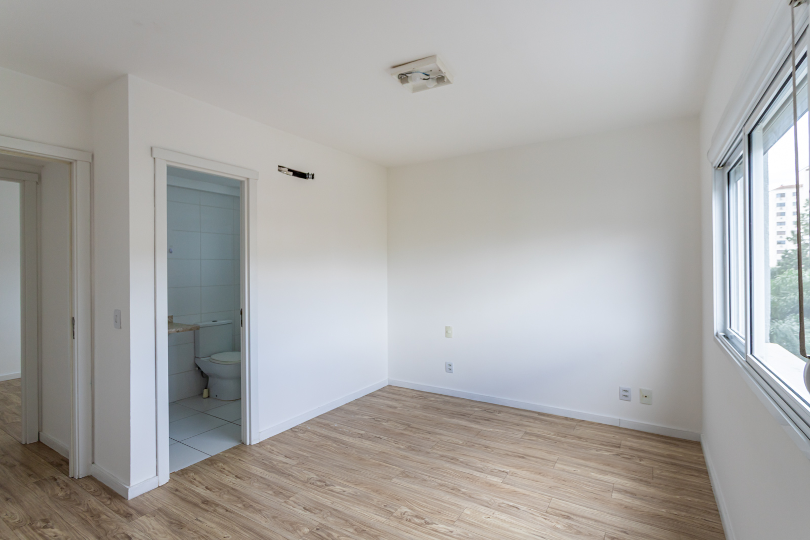 Apartamento para alugar com 92m², 3 quartos no bairro Tristeza em Porto Alegre - Foto 23