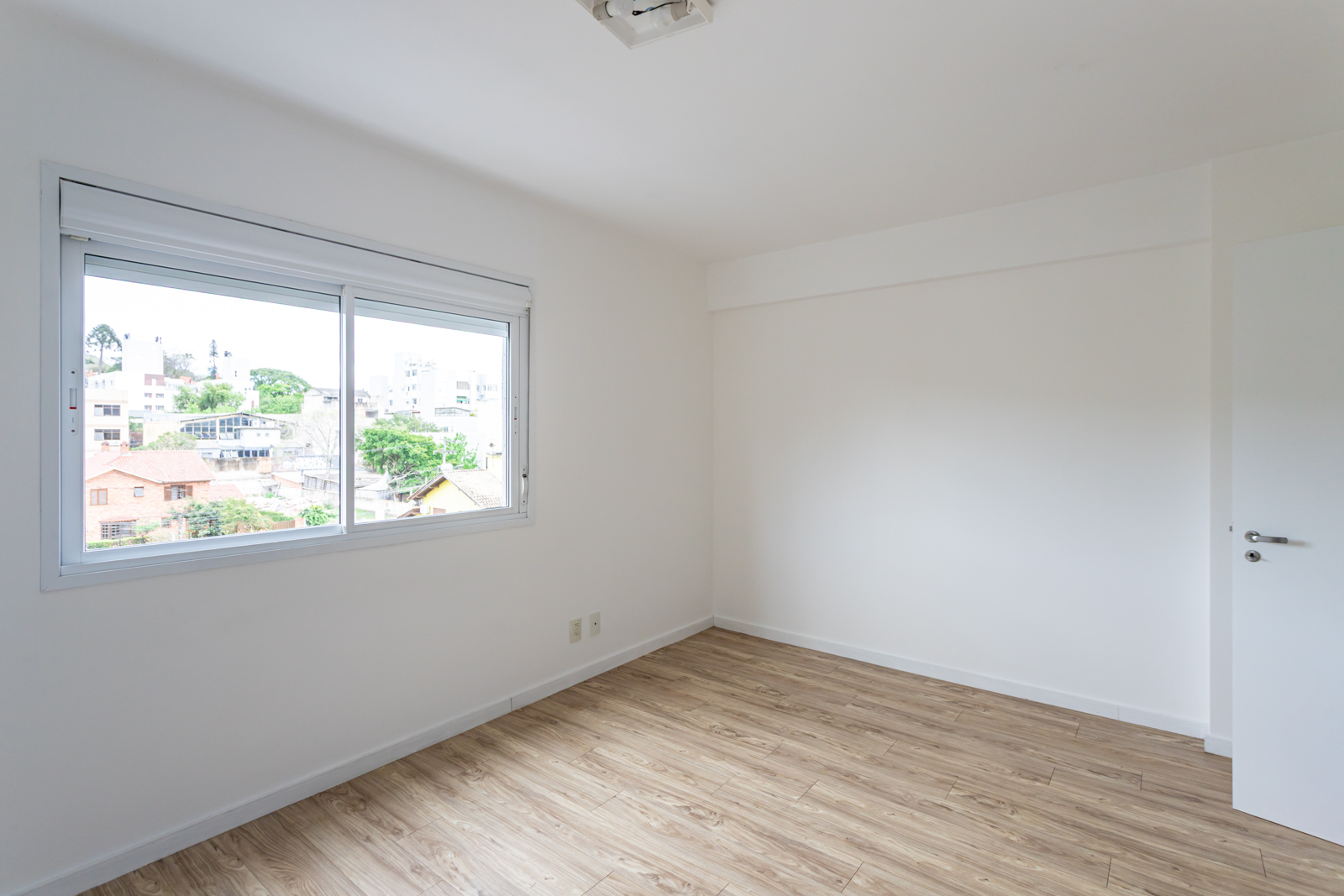 Apartamento para alugar com 92m², 3 quartos no bairro Tristeza em Porto Alegre - Foto 25
