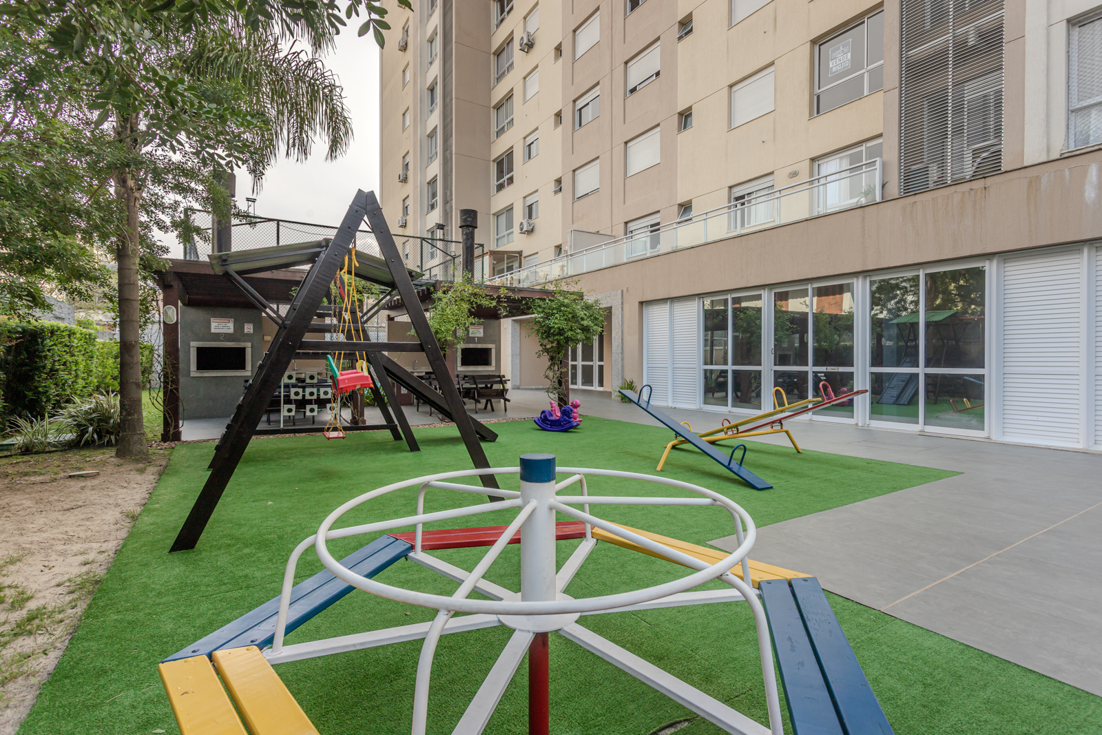 Apartamento para alugar com 92m², 3 quartos no bairro Tristeza em Porto Alegre - Foto 35