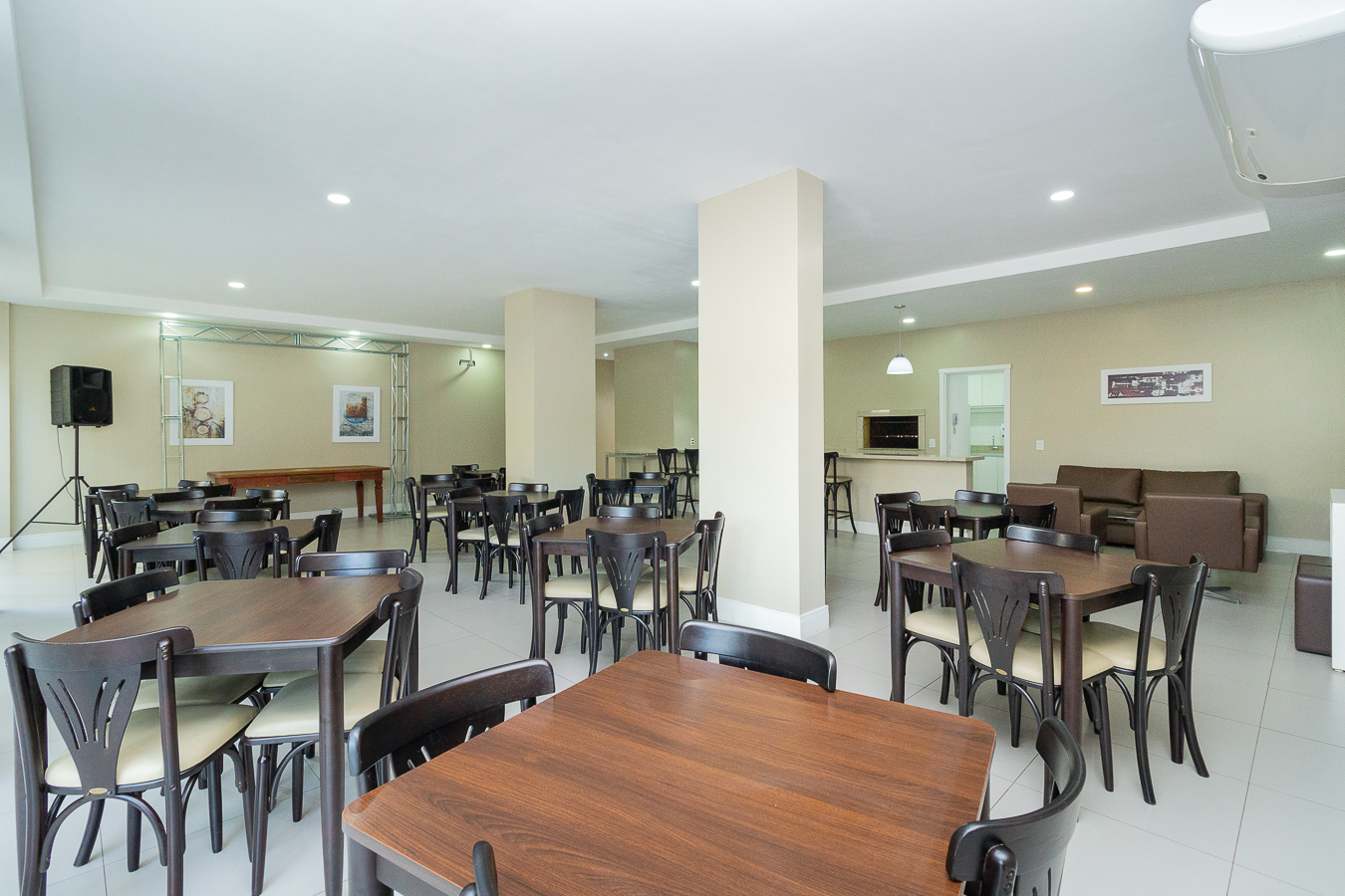 Apartamento para alugar com 92m², 3 quartos no bairro Tristeza em Porto Alegre - Foto 46