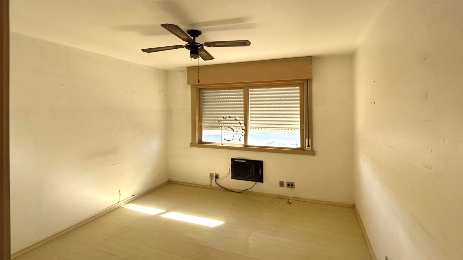 Apartamento à venda com 116m², 3 quartos, 1 suíte, 2 vagas no bairro Tristeza em Porto Alegre - Foto 11