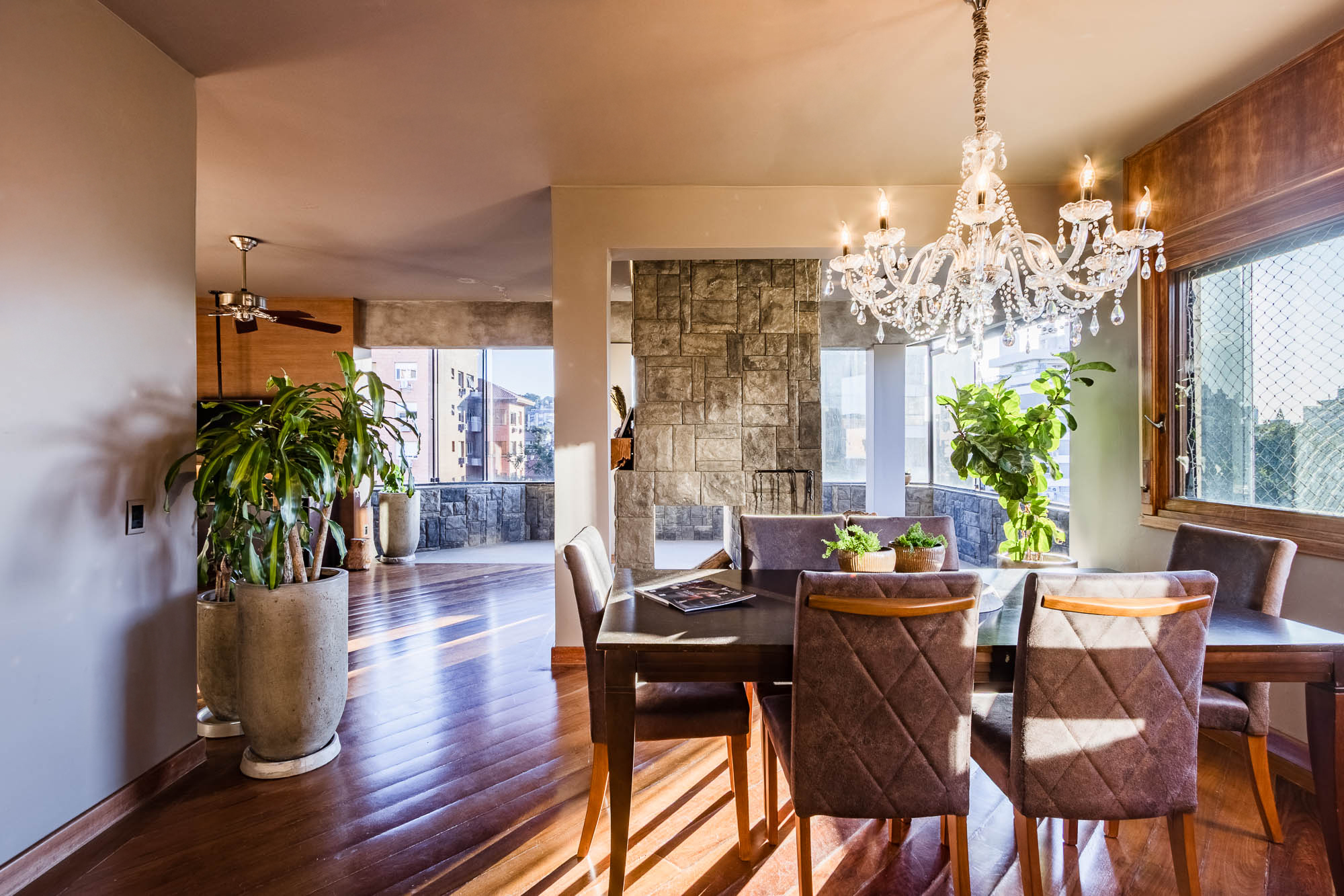 Cobertura à venda com 356m², 3 quartos, 2 suítes, 4 vagas no bairro Jardim Lindóia em Porto Alegre - Foto 2