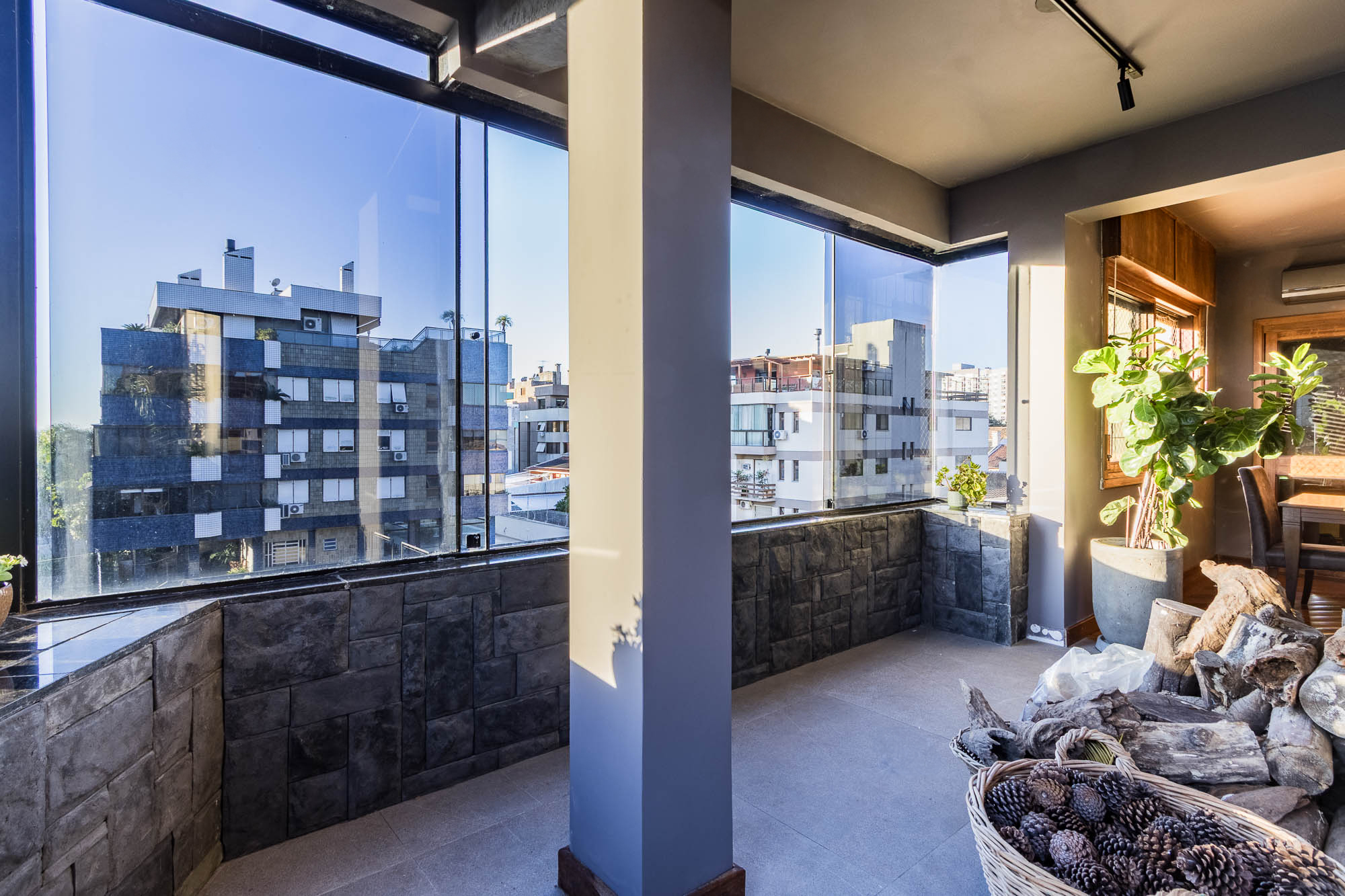 Cobertura à venda com 356m², 3 quartos, 2 suítes, 4 vagas no bairro Jardim Lindóia em Porto Alegre - Foto 42