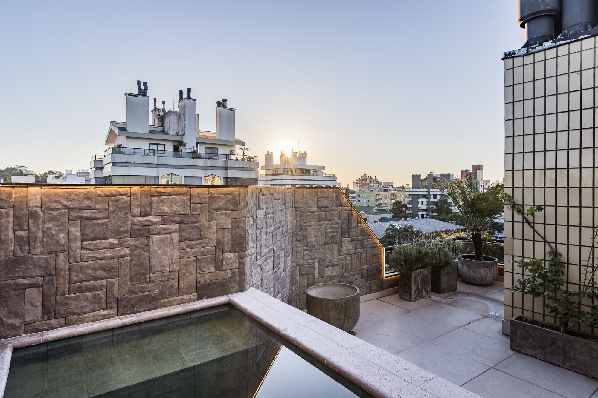 Cobertura à venda com 356m², 3 quartos, 2 suítes, 4 vagas no bairro Jardim Lindóia em Porto Alegre - Foto 54