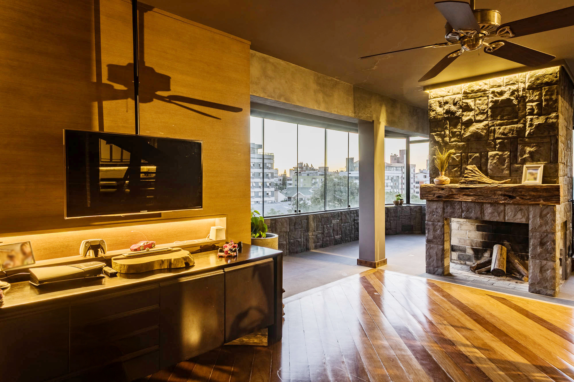 Cobertura à venda com 356m², 3 quartos, 2 suítes, 4 vagas no bairro Jardim Lindóia em Porto Alegre - Foto 64