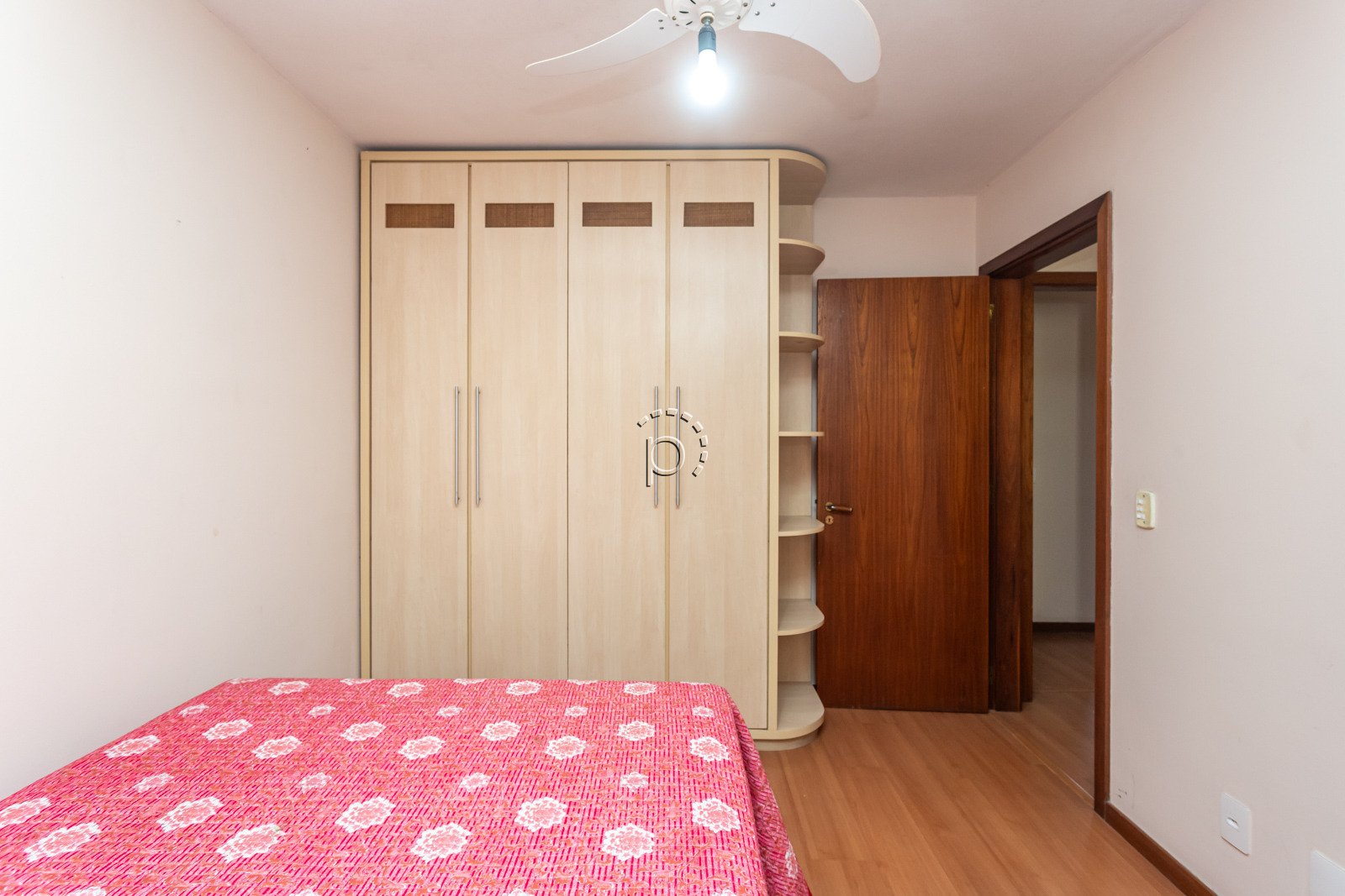 Casa em Condomínio à venda com 227m², 3 quartos, 1 suíte, 2 vagas no bairro Tristeza em Porto Alegre - Foto 18
