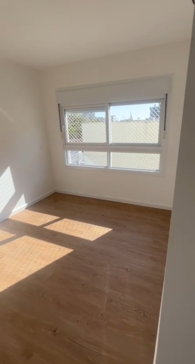 Apartamento à venda com 67m², 2 quartos, 1 suíte, 1 vaga no bairro Menino Deus em Porto Alegre - Foto 6