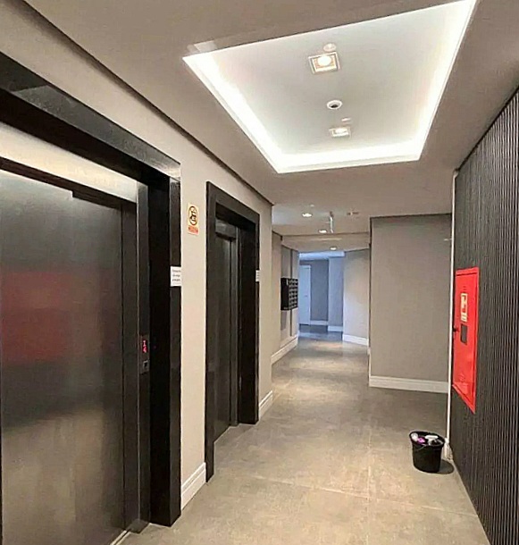 Apartamento à venda com 130m², 3 quartos, 1 suíte, 4 vagas no bairro Petrópolis em Porto Alegre - Foto 25